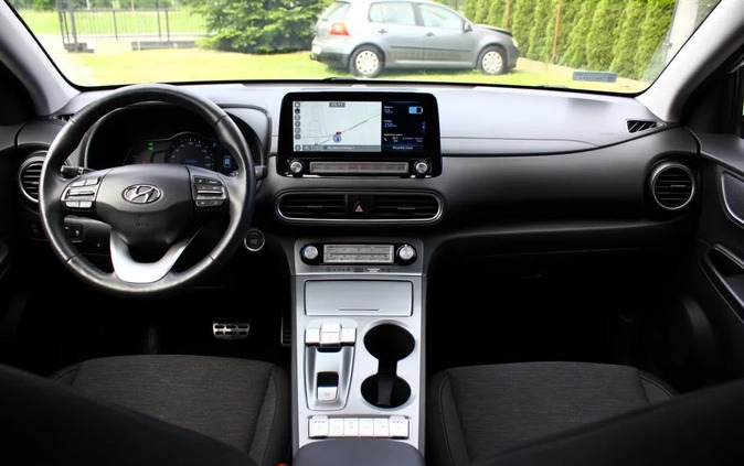 Hyundai Kona cena 92900 przebieg: 32000, rok produkcji 2020 z Dobrzyń nad Wisłą małe 742